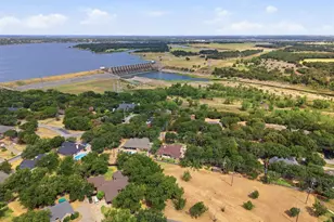 8703 Dunleith Ct, Granbury, TX 76049 - Photo 34
