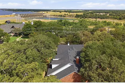 8703 Dunleith Court, Granbury, TX 76049 - Photo 32