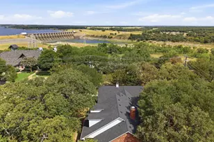 8703 Dunleith Ct, Granbury, TX 76049 - Photo 32