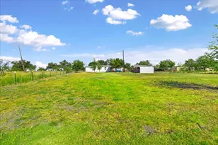 2093 FM 1182, Ennis, TX 75119 - Photo 30