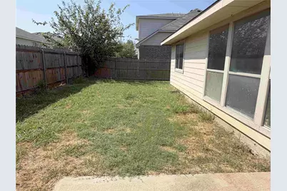 9325 Rhoni Court, Fort Worth, TX 76140 - Photo 12