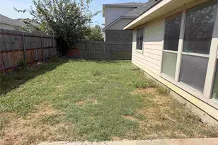 9325 Rhoni Ct, Fort Worth, TX 76140 - Photo 12