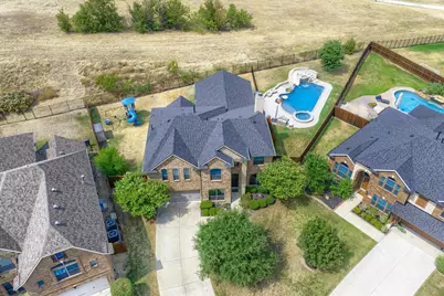 1011 Brighton Street, Roanoke, TX 76262 - Photo 2