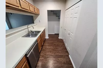 1503 Maybrook Court, Arlington, TX 76014 - Photo 6