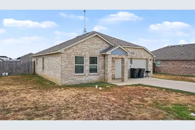 2409 Abigail Lane, Mabank, TX 75147 - Photo 6