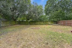214 E Arkansas St, Sherman, TX 75090 - Photo 18