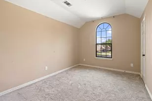 7075 Nantucket Way, Grand Prairie, TX 75054 - Photo 14