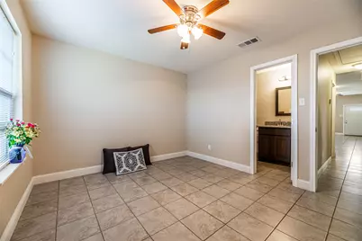 7323 S Colonial Drive, Forest Hill, TX 76140 - Photo 6