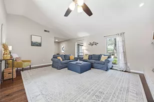 408 Thorn Wood Dr, Euless, TX 76039 - Photo 6