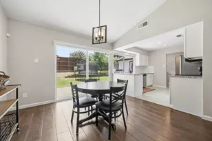 408 Thorn Wood Dr, Euless, TX 76039 - Photo 12