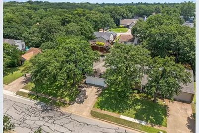 408 Thorn Wood Drive, Euless, TX 76039 - Photo 28