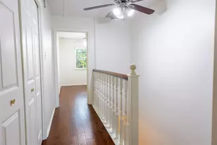 726 W Canty St, Dallas, TX 75208 - Photo 10