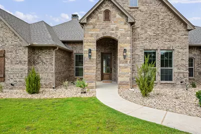 460 Royal Santana Run, Weatherford, TX 76087 - Photo 2