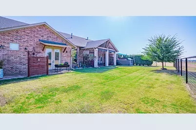 3609 Farm Land Court, Granbury, TX 76048 - Photo 32