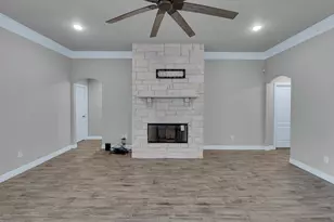 279 Sportsman Dr, Lorena, TX 76655 - Photo 6
