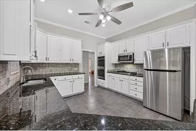 4901 Forest Hill Drive, Flower Mound, TX 75028 - Photo 18