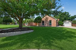 4901 Forest Hill Dr, Flower Mound, TX 75028 - Photo 4