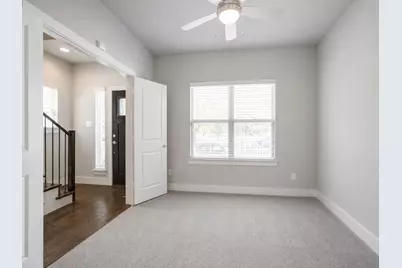 1303 Palm Canyon Drive, Dallas, TX 75204 - Photo 4
