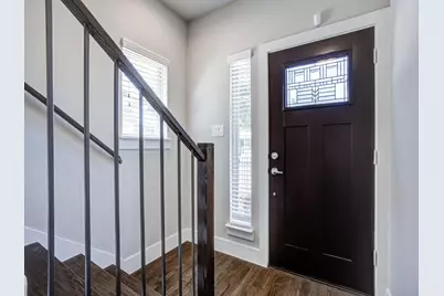 1303 Palm Canyon Drive, Dallas, TX 75204 - Photo 2