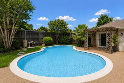 1838 Sandra Lane, Grand Prairie, TX 75052 - Photo 22