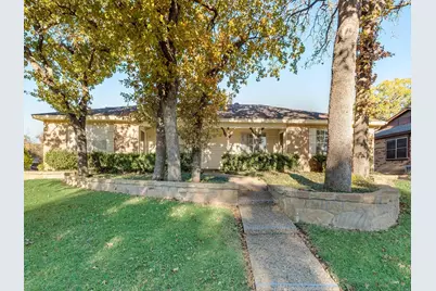 4919 Woodland Park Boulevard, Arlington, TX 76013 - Photo 1