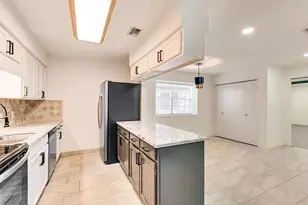 4919 Woodland Park Blvd, Arlington, TX 76013 - Photo 4