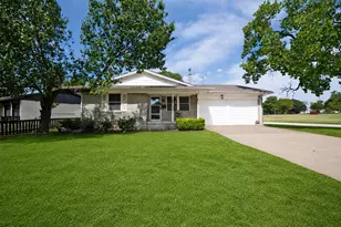 2701 Judy Dr, Mesquite, TX 75149 - Photo 2