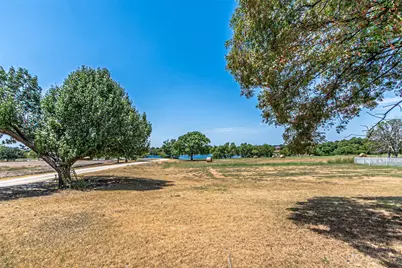12146 Fm2450 Highway, Sanger, TX 76266 - Photo 20