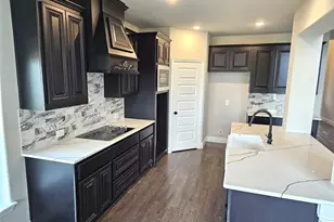2705 Silo Ln, Van Alstyne, TX 75495 - Photo 2
