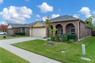 1120 Cheyenne Dr, Aubrey, TX 76227 - Photo 4