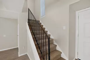 1949 Shorewood Dr, Grapevine, TX 76051 - Photo 6