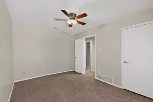 1949 Shorewood Dr, Grapevine, TX 76051 - Photo 26