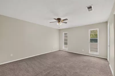 1949 Shorewood Drive, Grapevine, TX 76051 - Photo 16
