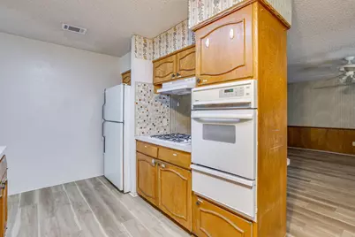 312 NW Wintercrest Road, Burleson, TX 76028 - Photo 8