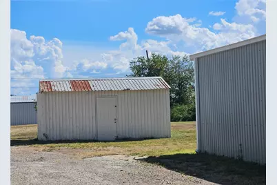 1409 Walworth Street, Greenville, TX 75401 - Photo 2