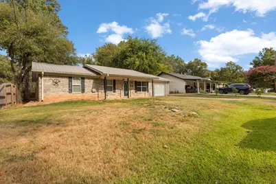 10204 Rolling Pines Drive, Tyler, TX 75707 - Photo 4