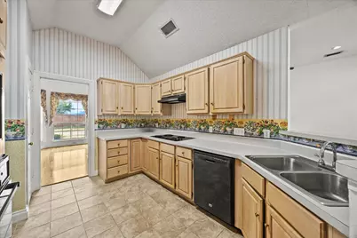 2416 Liles Lane, Mesquite, TX 75181 - Photo 10