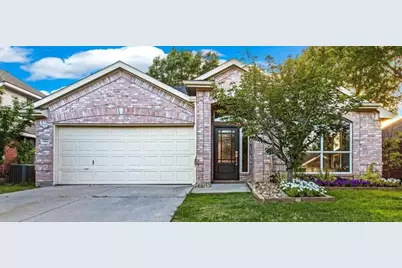 7608 Sunburst Trail, Denton, TX 76210 - Photo 1
