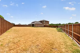 1005 Chaplin Dr, Fort Worth, TX 76247 - Photo 18