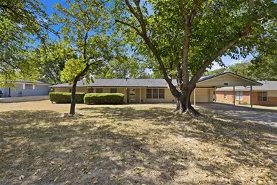 6121 Ten Mile Bridge Road, Fort Worth, TX 76135 - Photo 1