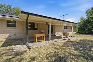6121 Ten Mile Bridge Rd, Fort Worth, TX 76135 - Photo 32