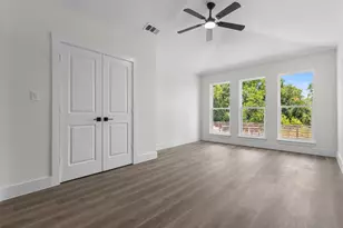 5000 Edgewater Dr, Rowlett, TX 75088 - Photo 2