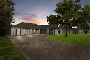 5000 Edgewater Dr, Rowlett, TX 75088 - Photo 1