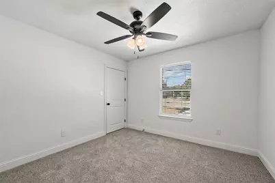 234 Ave E, Lacy Lakeview, TX 76705 - Photo 10