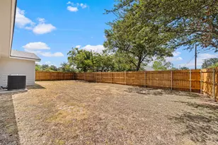 234 Avenue E, Lacy Lakeview, TX 76705 - Photo 16