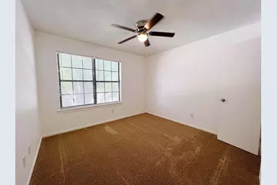 616 Valley Spring Drive, Arlington, TX 76018 - Photo 18