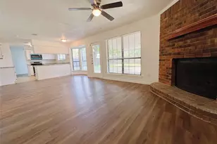 616 Valley Spring Dr, Arlington, TX 76018 - Photo 10