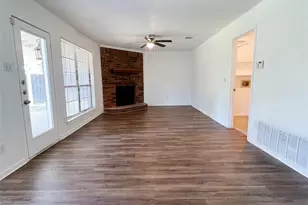 616 Valley Spring Dr, Arlington, TX 76018 - Photo 8