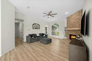5084 Lakeshore Blvd, The Colony, TX 75056 - Photo 8