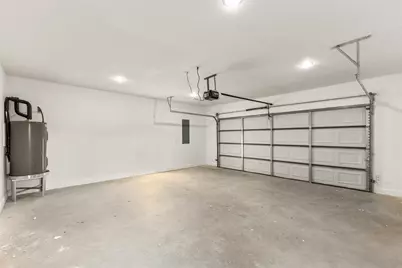 825 Premier Parkway, Grand Prairie, TX 75051 - Photo 12